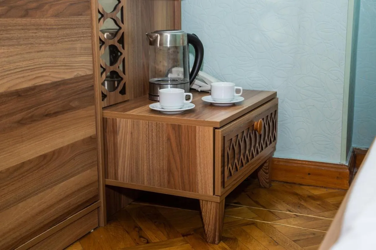 Prestige Boutique Hotel Baku 4*,